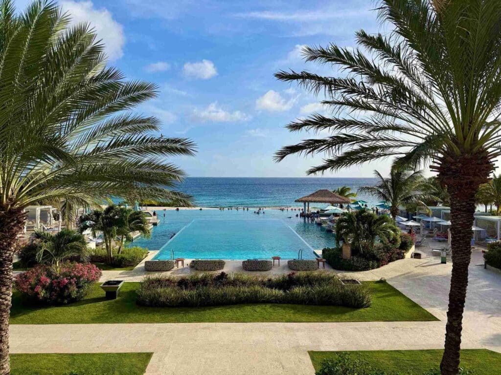 Main Pool at Sandals ROyal Curacao - Dos Awa Pool